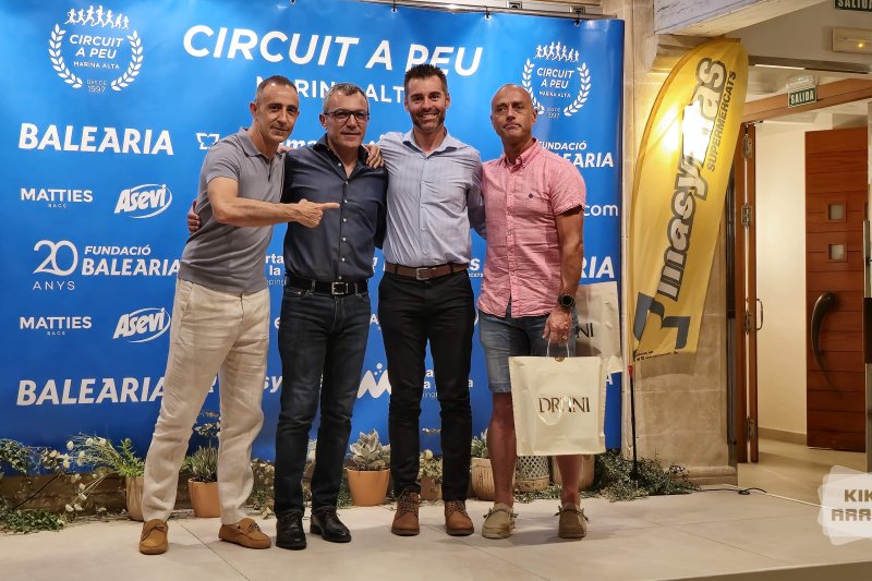 El Circuit a Peu Marina Alta tanca una nova edició amb xifra récord de més de 16.000 participants El Circuit a Peu Marina Alta tanca una nova edició amb xifra récord de més de 16.000 participants
